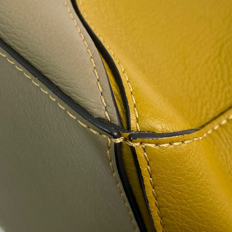 △ Loewe 羅意威 Beige, Yellow Brown And Grey Calfskin Puzzle 2 Way Bag 米白色, 土黃色, 灰色小牛皮兩用袋 - 257023987-9