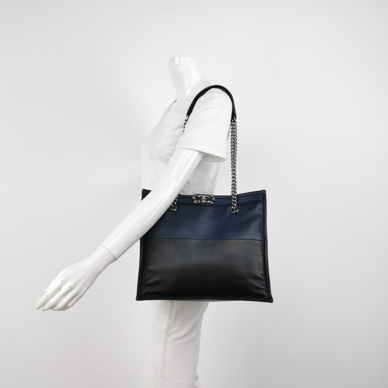 Chanel BoyBag牛皮拼色方形雙C鎖扣單肩包-1