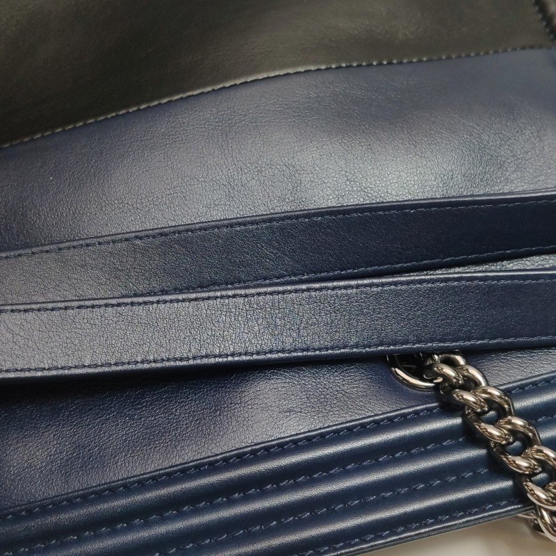 Chanel BoyBag牛皮拼色方形雙C鎖扣單肩包-11