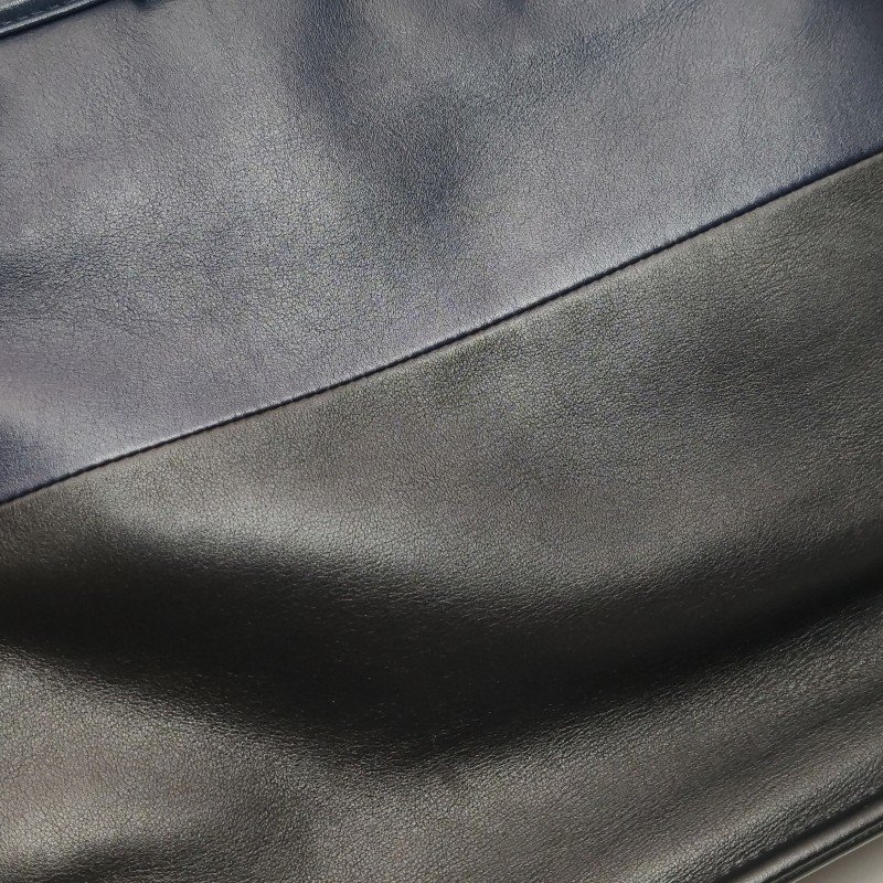 Chanel BoyBag牛皮拼色方形雙C鎖扣單肩包-18