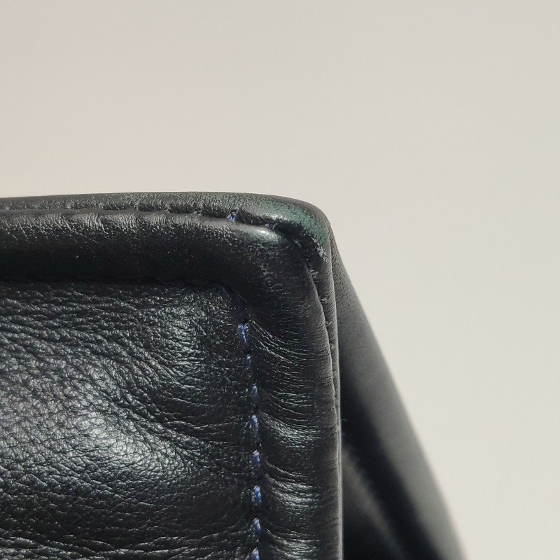 Chanel BoyBag牛皮拼色方形雙C鎖扣單肩包-19