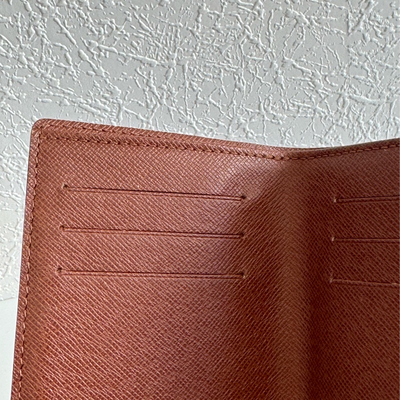 LV花紋金釦烏瑪舒曼三折短夾-22