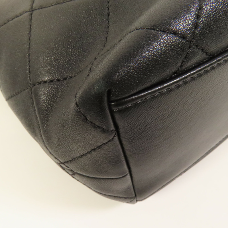 CHANEL 牛皮皮革Chain Shoulder金扣鏈帶肩背袋-14