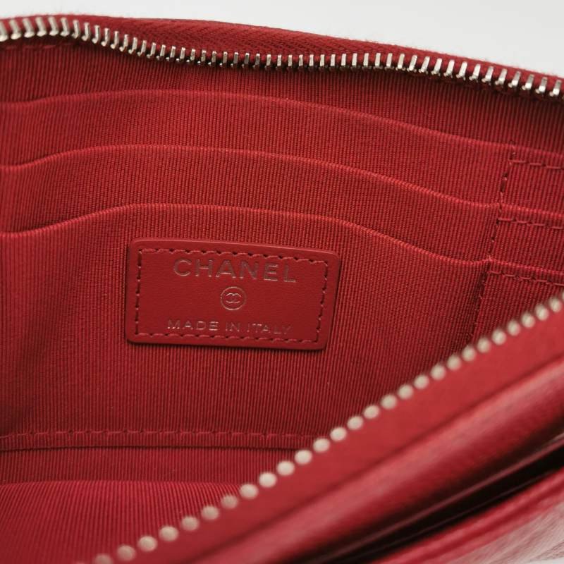 Chanel牛皮純色菱格絎縫雙C logo錢包-6