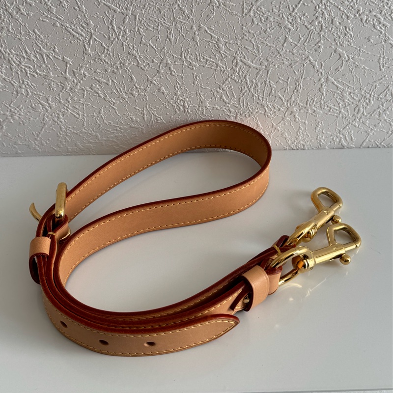 LV背帶 超好用~長度可以調節❤️-0