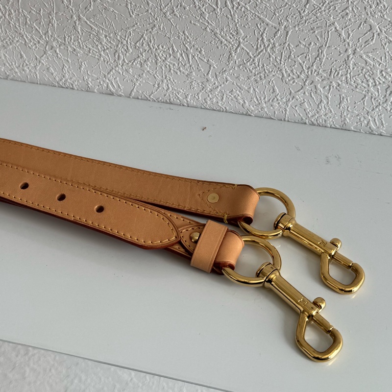 LV背帶 超好用~長度可以調節❤️-3