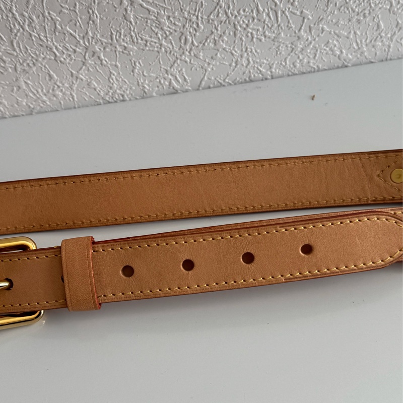 LV背帶 超好用~長度可以調節❤️-9