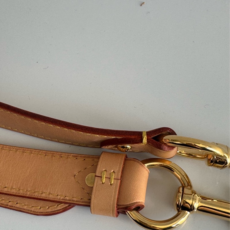 LV背帶 超好用~長度可以調節❤️-16