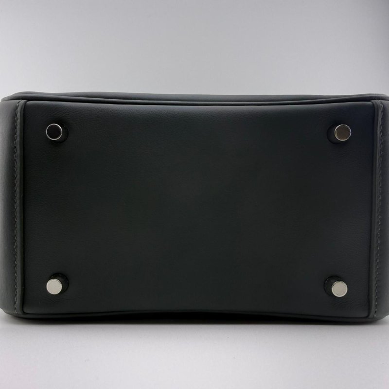 HERMES 黑銀Lindy mini 手提斜挎包-12