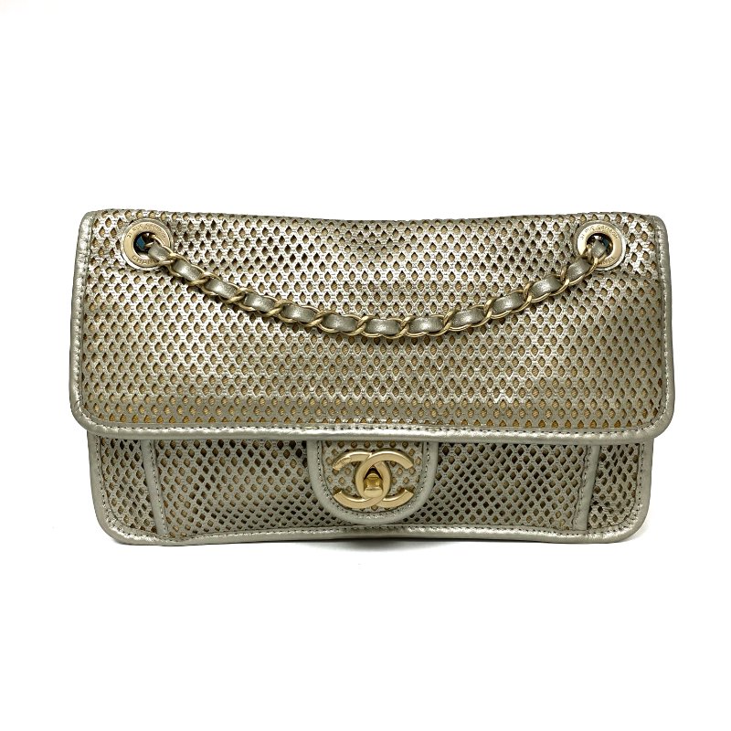△ Chanel 香奈兒 Silver Perforated Calfskin Gold Tone Metal Chain Shoulder Bag No.17 銀色穿孔小牛皮金色金屬鏈條肩背袋 No.17 -257024591-1