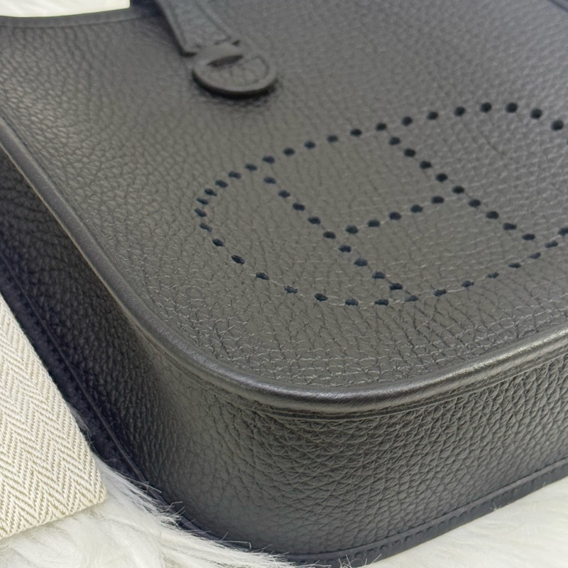 HERMES Mini Evelyn-13