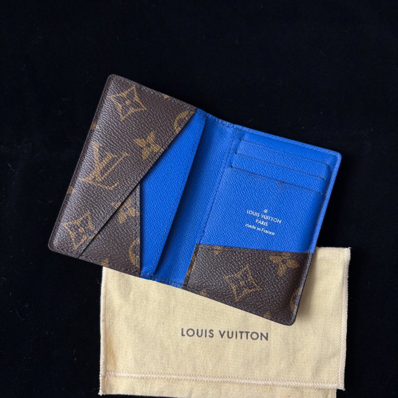 現貨 LV寶藍老花卡夾-2