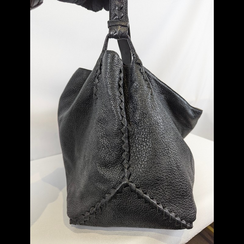 莉亞精品♡BV Cervo hobo黑 二手美品-4