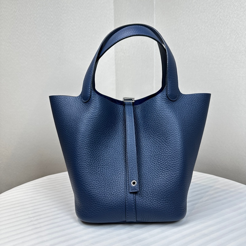 閒置全新 愛馬仕/Hermes Picotin Lock 18 藍色菜籃子手提水桶包23x18x23cm-0