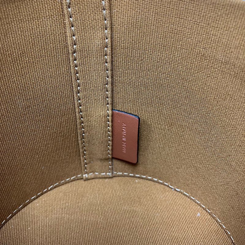 △ Celine 思琳 Tambour Brown Coated Canvas Calfskin Triomphe Shoulder Bag 啡色塗層帆布小牛皮肩背袋 -257025092-16