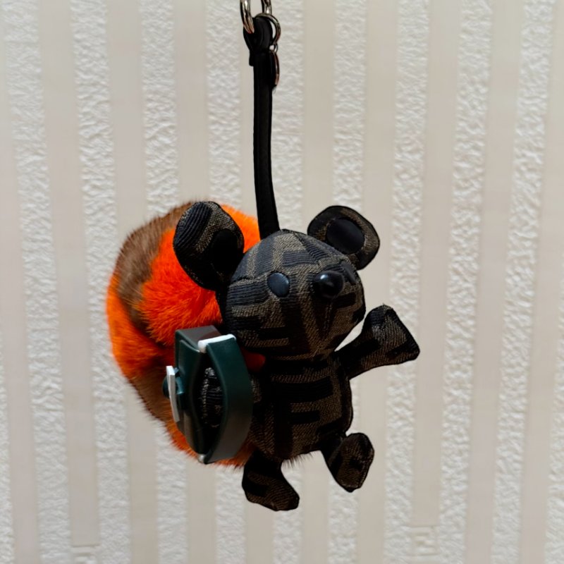 🎉新品好折扣✨Fendi 7AS410 Furette 拼色貂毛 FF造型吊飾-5