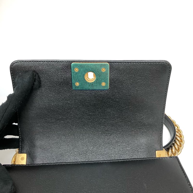 △ Chanel 香奈兒 Boy Black Calfskin Gold Tone Ruthenium-Finish Metal Chain Shoulder Bag No.22 A67085 黑色小牛皮金色鍍釕金屬鏈條肩背袋 No.22 A67085 -257025031-16