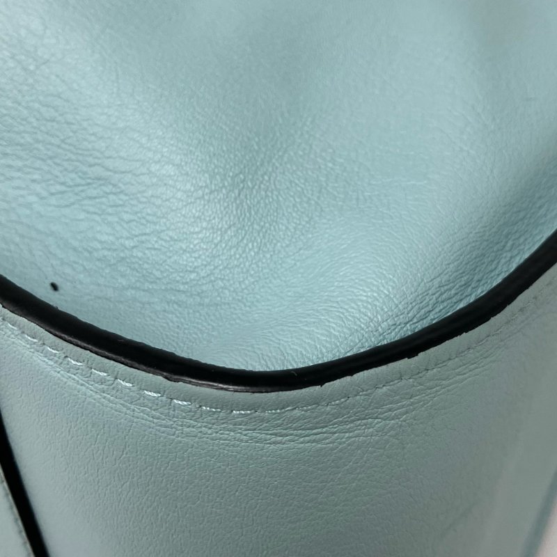 △ Loewe 羅意威 Hammock Light Blue Calfskin Shoulder Bag 淺藍色小牛皮肩背袋 -257024902-13