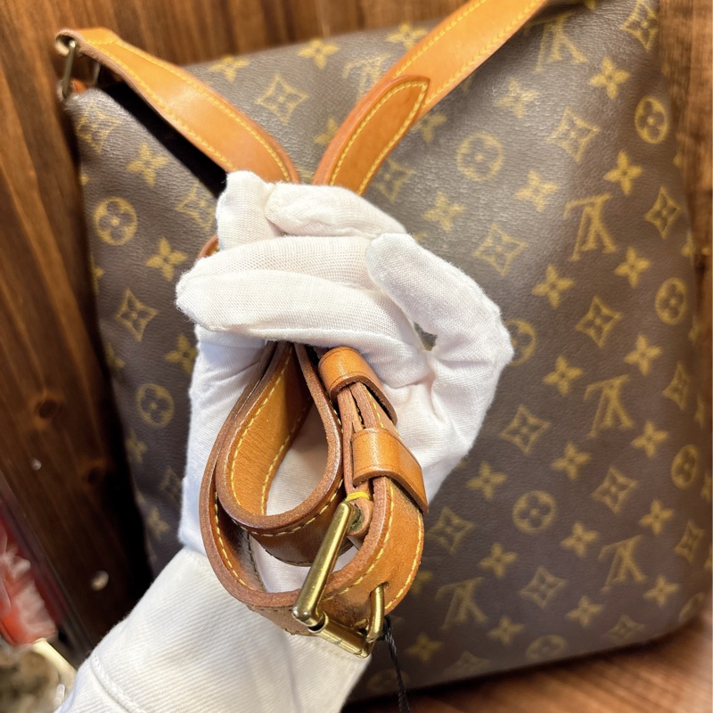 Louis Vuitton Monogram 斜挎包-1