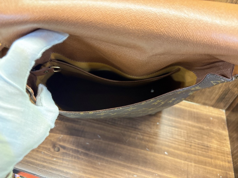 Louis Vuitton Monogram 斜挎包-6