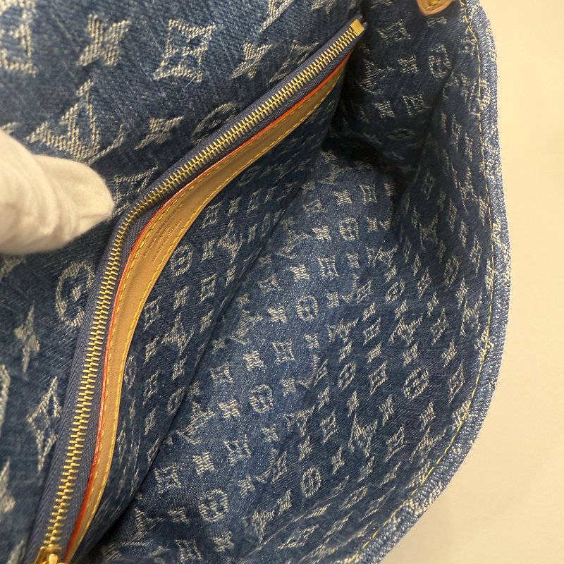 Louis Vuitton 路易威登 DIANE 丹寧牛仔單肩斜挎法棍包-14