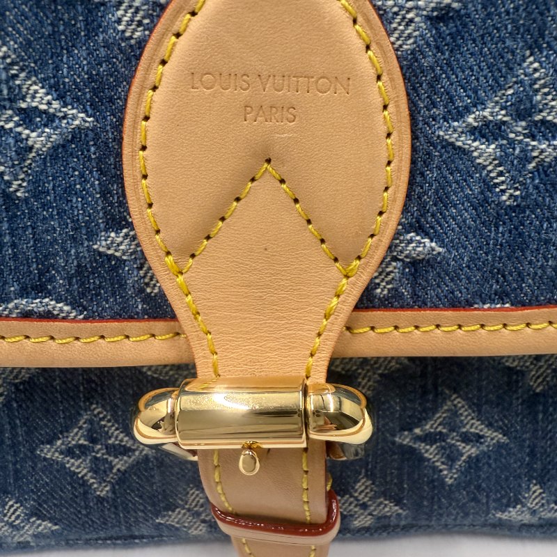 Louis Vuitton 路易威登 DIANE 丹寧牛仔單肩斜挎法棍包-15