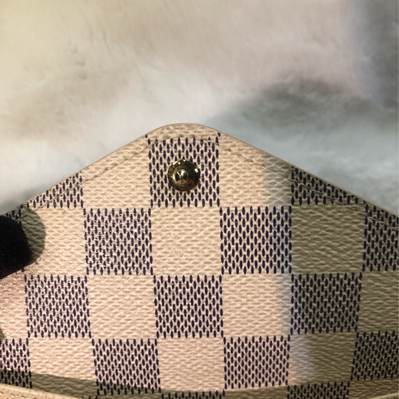 LV Damier Azur Sarah 白棋盤長夾XB534-19