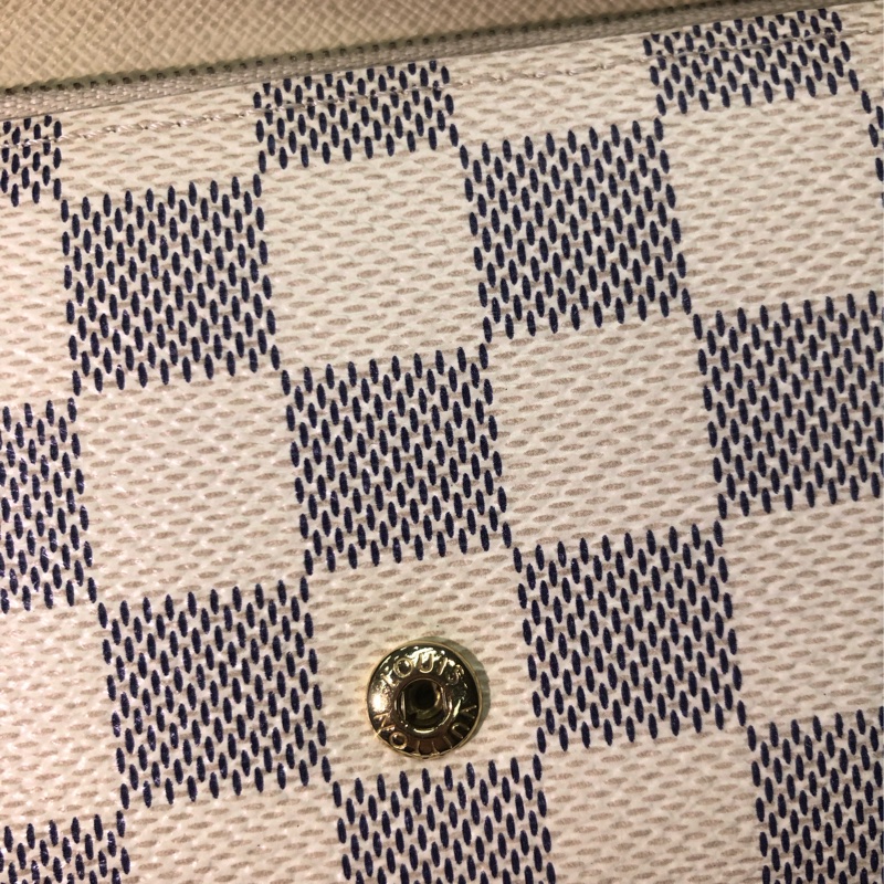 LV Damier Azur Sarah 白棋盤長夾XB534-38