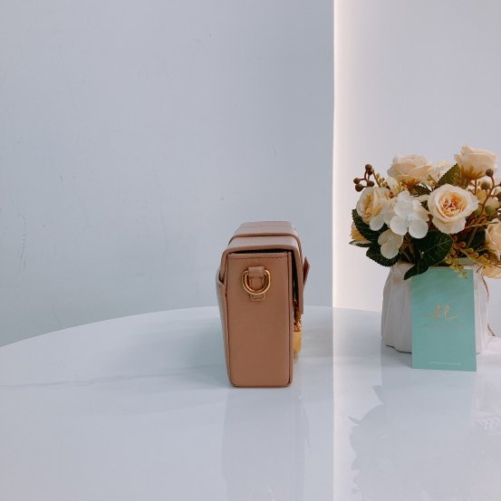 MS0450 Christian Dior 迪奧 裸色迷你蒙田包 Montaigne Box Mini Calfskin Nude-8