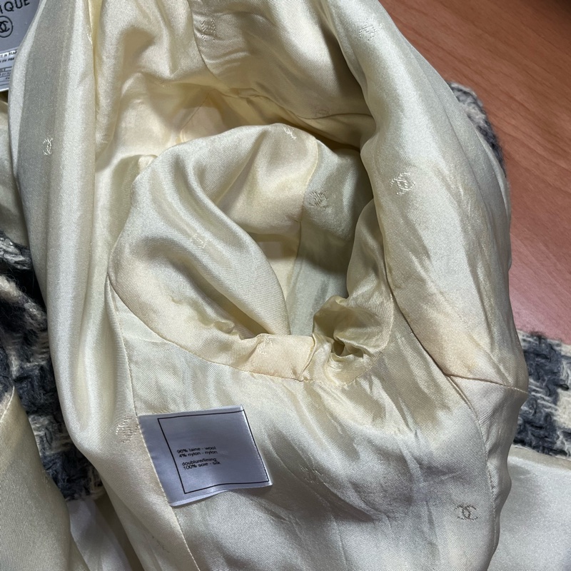 Chanel 外套 / vintage 已最低價，不議了～-9