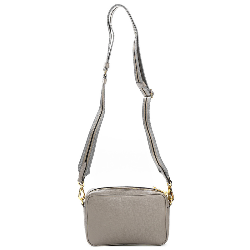 PRADA Vitello Phoenix 女士斜背包-8