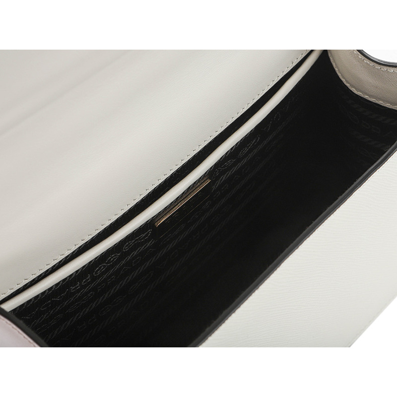 PRADA 25SS 女士 Saffiano 單肩包 印記:1BD133 2EDV-15