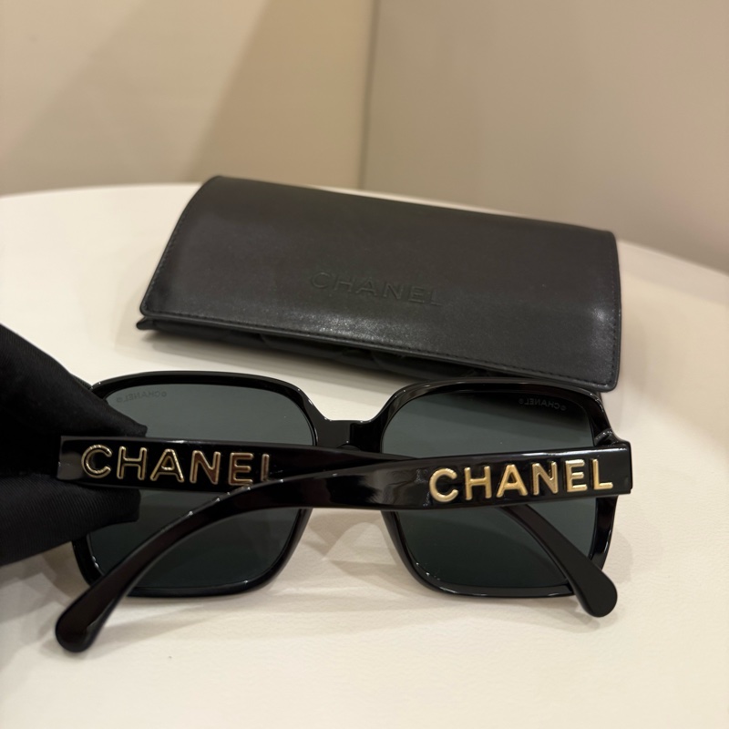 Chanel香奈兒 爆款金色logo墨鏡-3