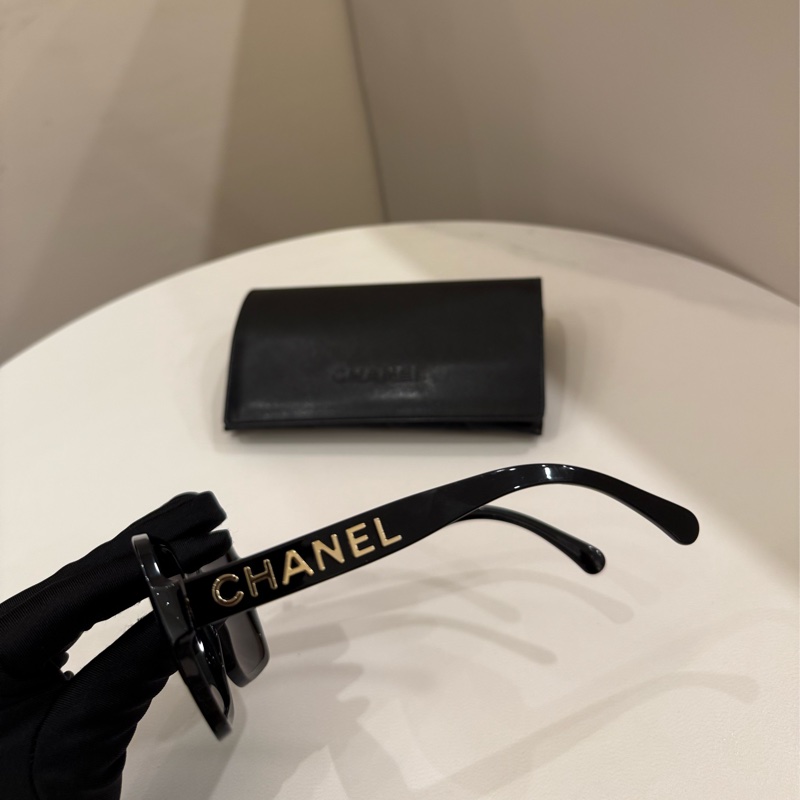Chanel香奈兒 爆款金色logo墨鏡-5