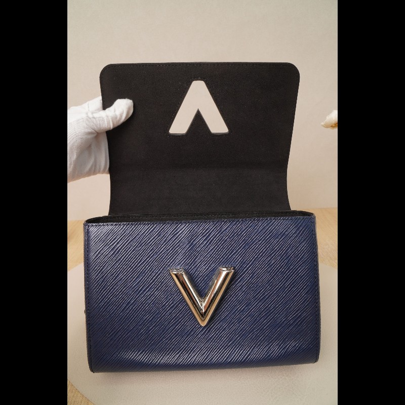 LV twist扭扭包中號藍色EPI壓紋牛皮-15