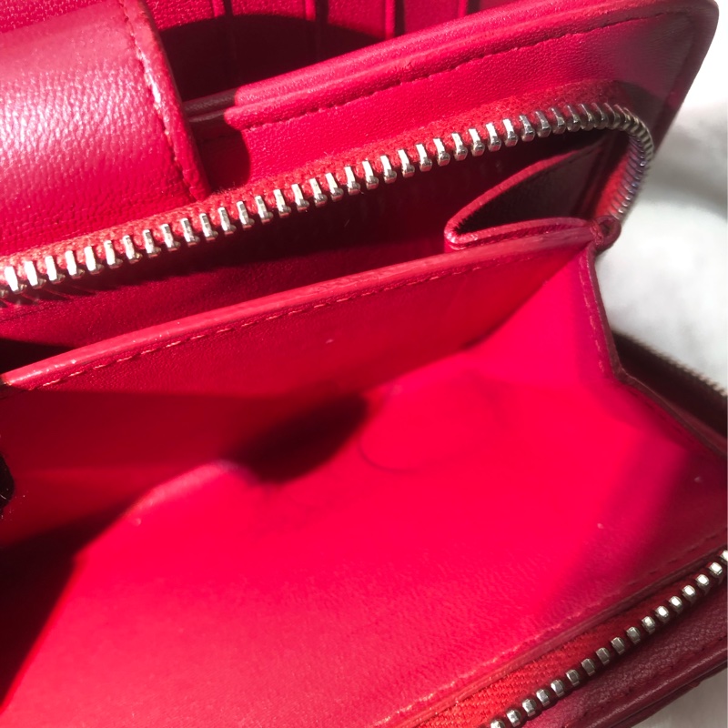 CHANEL 紅色菱格紋羊皮中夾XB010-19