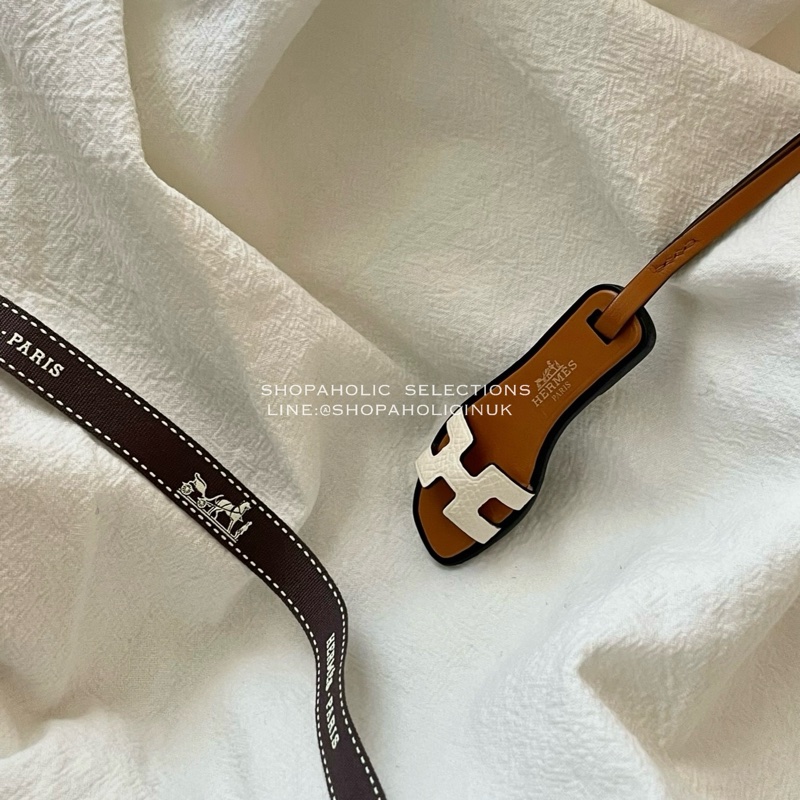 Hermes Oran nano charm白色拖鞋吊飾-0