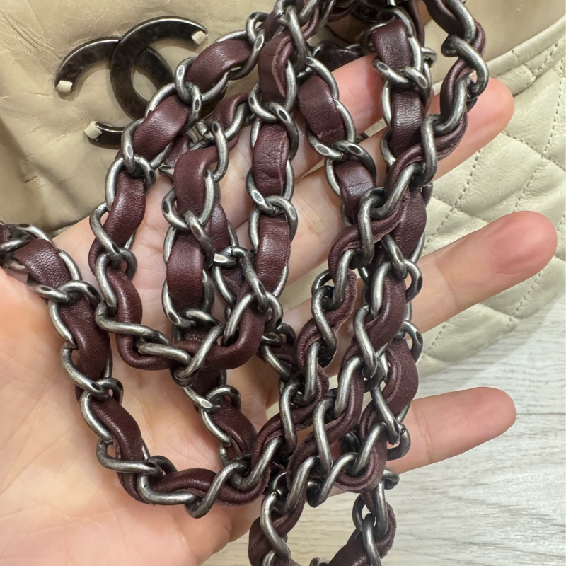 Chanel 肩背鏈包-1