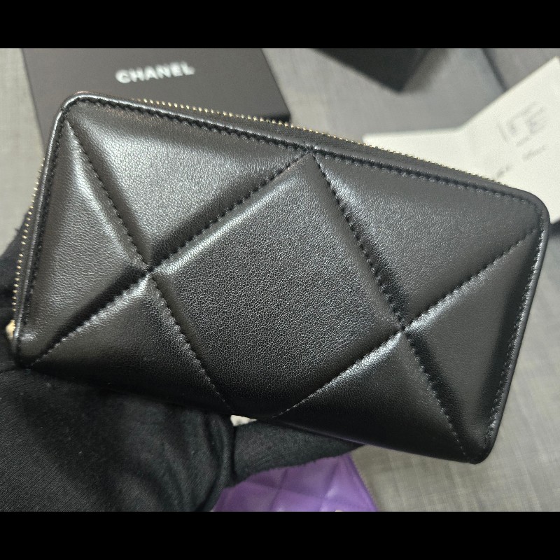 Chanel 香奈兒 19黑色拉鍊中夾 🈶購證正本-3