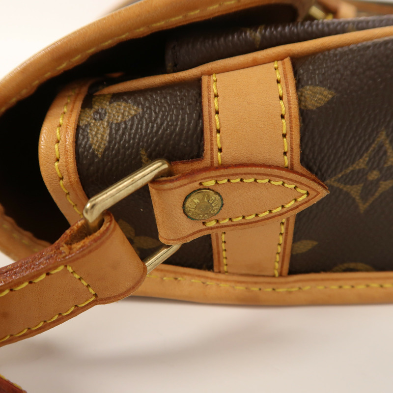 LOUIS VUITTON Monogram Sologne金扣肩背袋-15