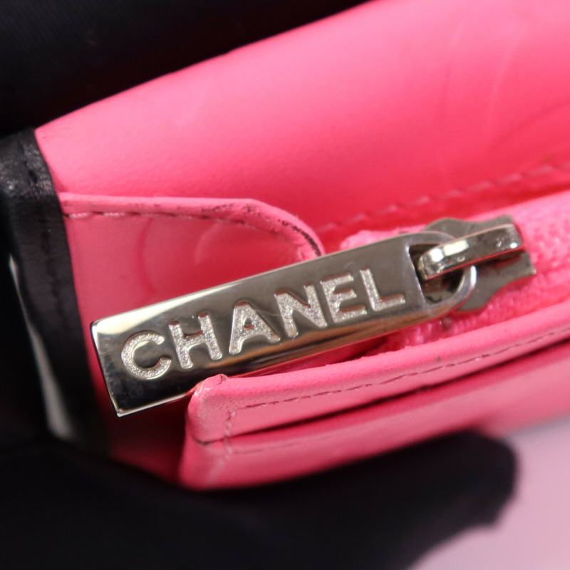 CHANEL 羊皮皮革Cambon Wallet銀扣長錢包-6