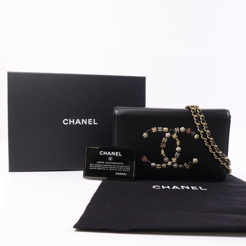 CHANEL 牛皮皮革WOC Wallet On Chain金扣鏈帶肩背袋-8