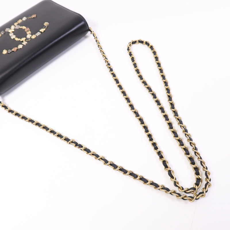 CHANEL 牛皮皮革WOC Wallet On Chain金扣鏈帶肩背袋-9