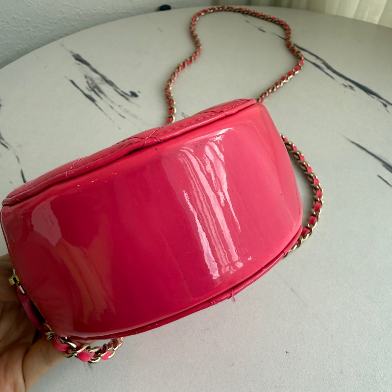 Chanel 漆皮圓餅包-6