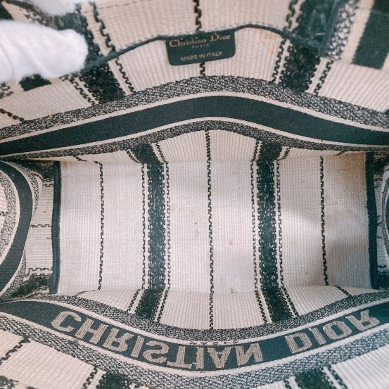 MS0455 Christian Dior 迪奧 季節限定款 托特包 中號Book Tote Medium Canvas Beige x Black-11