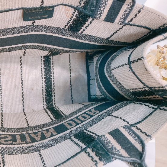 MS0455 Christian Dior 迪奧 季節限定款 托特包 中號Book Tote Medium Canvas Beige x Black-13