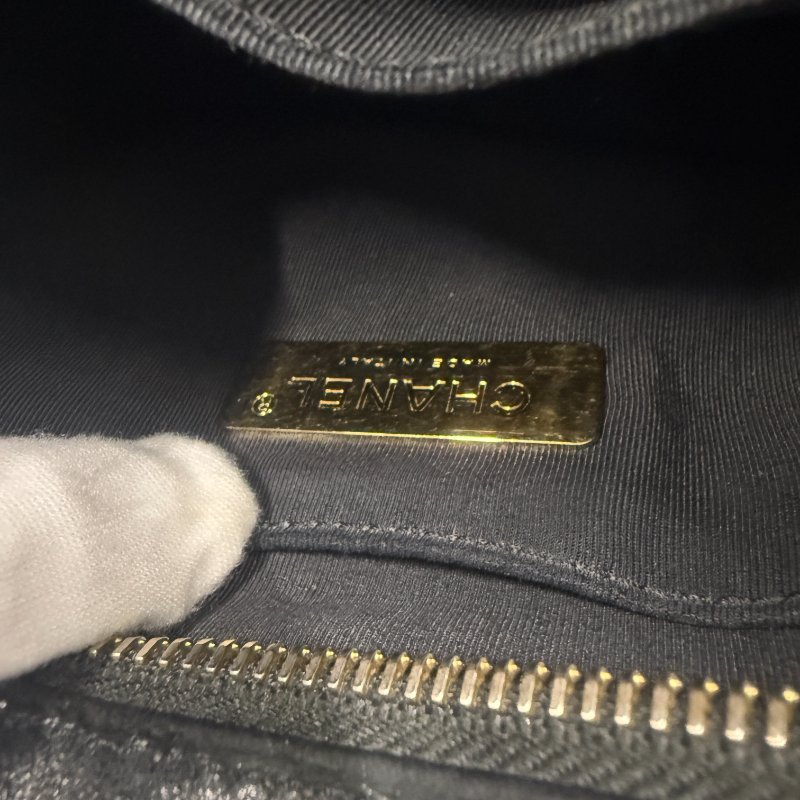 Chanel Leather handbag 28開 黑金相機包-13