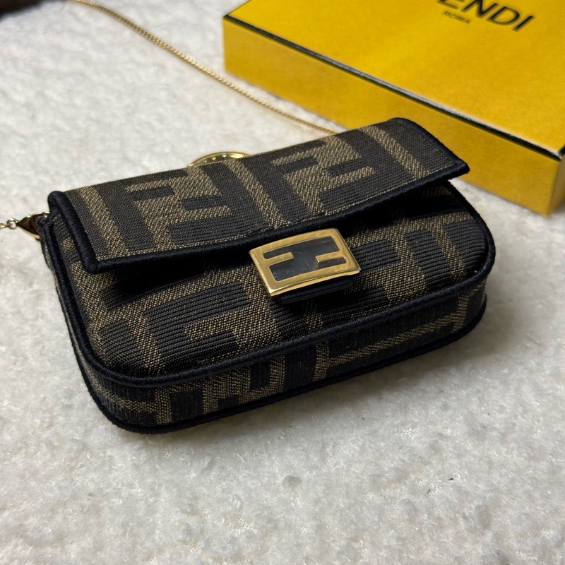全新Fendi小法棍小廢包-4