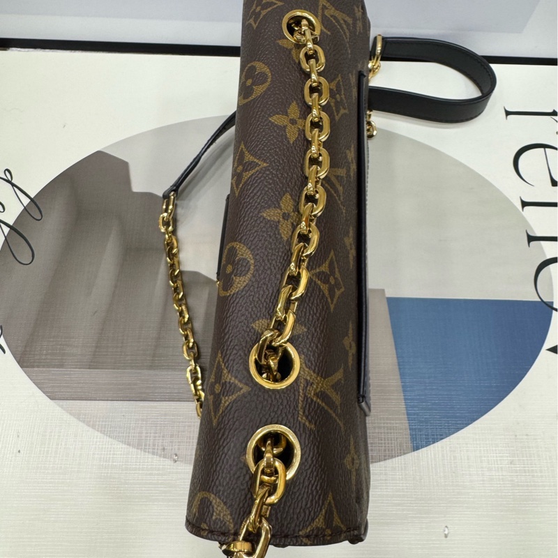 LV新款marceau老花拼黑色 邮差包 芯片款-4