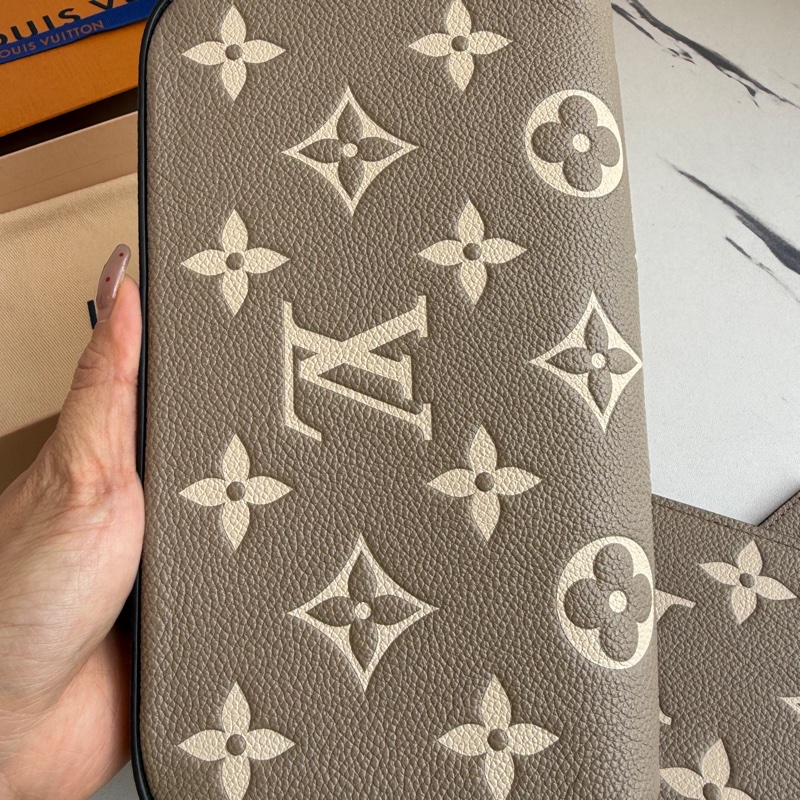 Lv斑鳩灰三合一鏈包-13